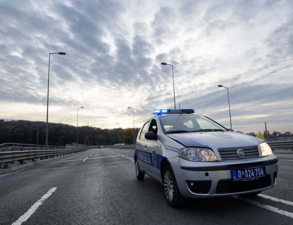 ВОЗИО ПИЈАН КАО ЛЕТВА: Возач из Петровца на Млави надувао скоро 4 промила на алко-тесту